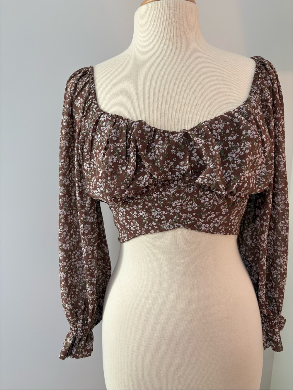 Floral Long-Sleeve Crop Top